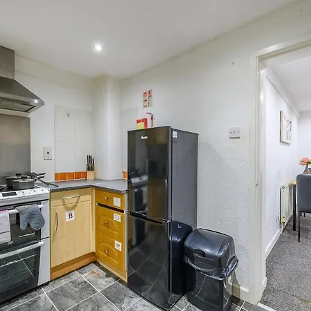 Ra1gh- Cosy, Free Parking & Fast Wi-fi